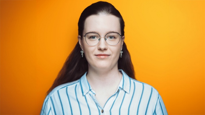 Mitarbeiterin für organisatorische Aufgaben, Clara Schröder